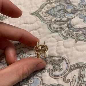 Kendra Scott ring size 6